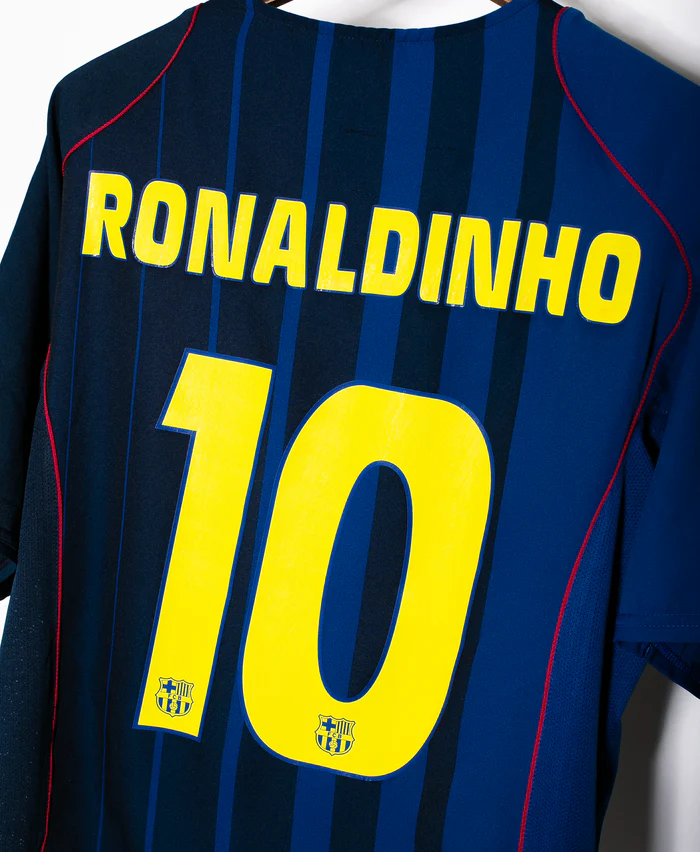 Ronaldinho Barcelona 04/05 Away Original Retro Jersey