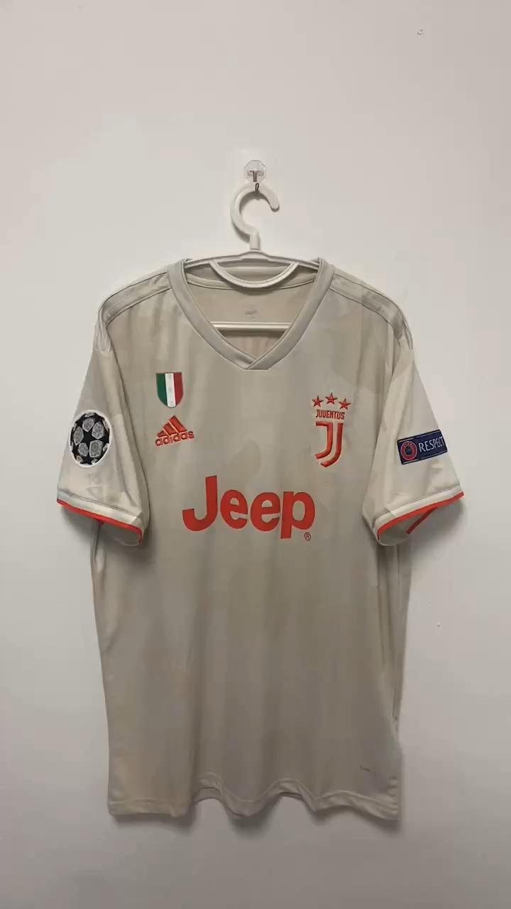 Cristiano Ronaldo CR7 Juventus 19/20 Fourth Original Retro Jersey