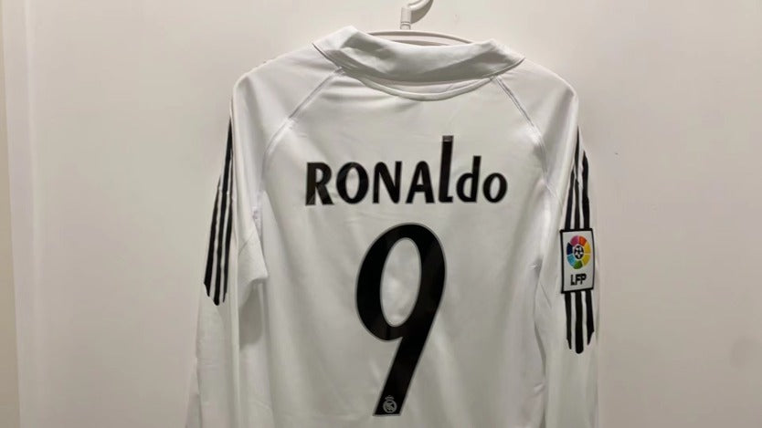 Ronaldo Real Madrid 2005/06 Home Retro long sleeve Jersey