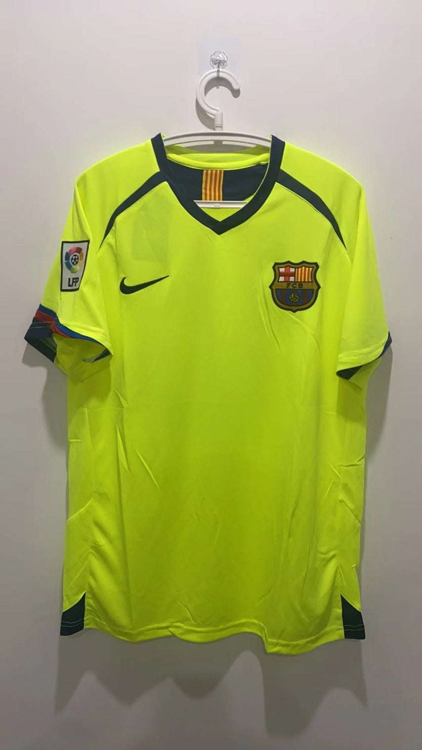 Ronaldinho Barcelona 05/06 Away Short sleeved Retro Jersey