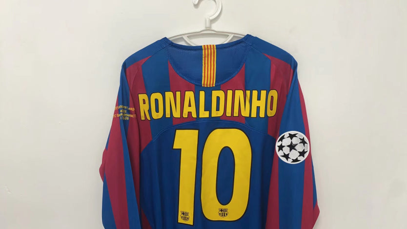 Ronaldinho Barcelona 06/06 Home Original Retro Jersey