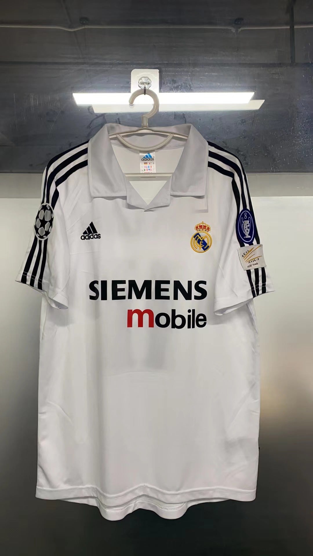 Ronaldo Real Madrid 03/04 Home Original Retroshort sleeve Jersey