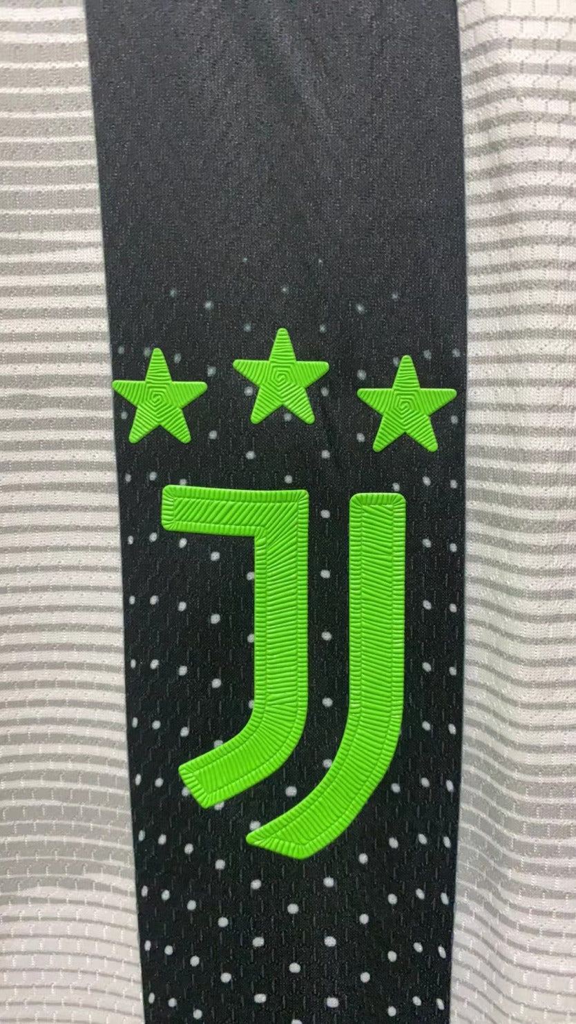 Cristiano Ronaldo CR7 Juventus 19/20 Limited Edition short sleeve Retro Jersey
