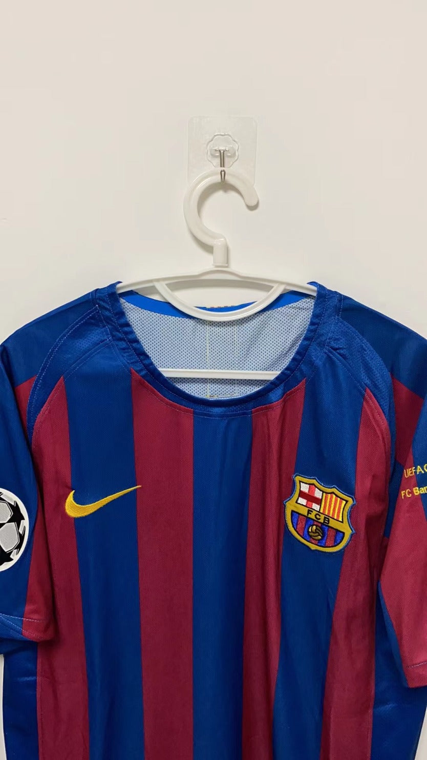 Ronaldinho Barcelona 05/06 Home Original Retro Jersey
