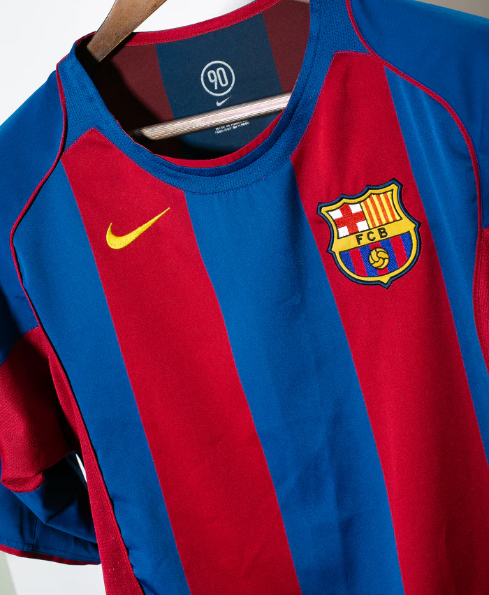 Ronaldinho Barcelona 04/05 Home Original Retro Jersey