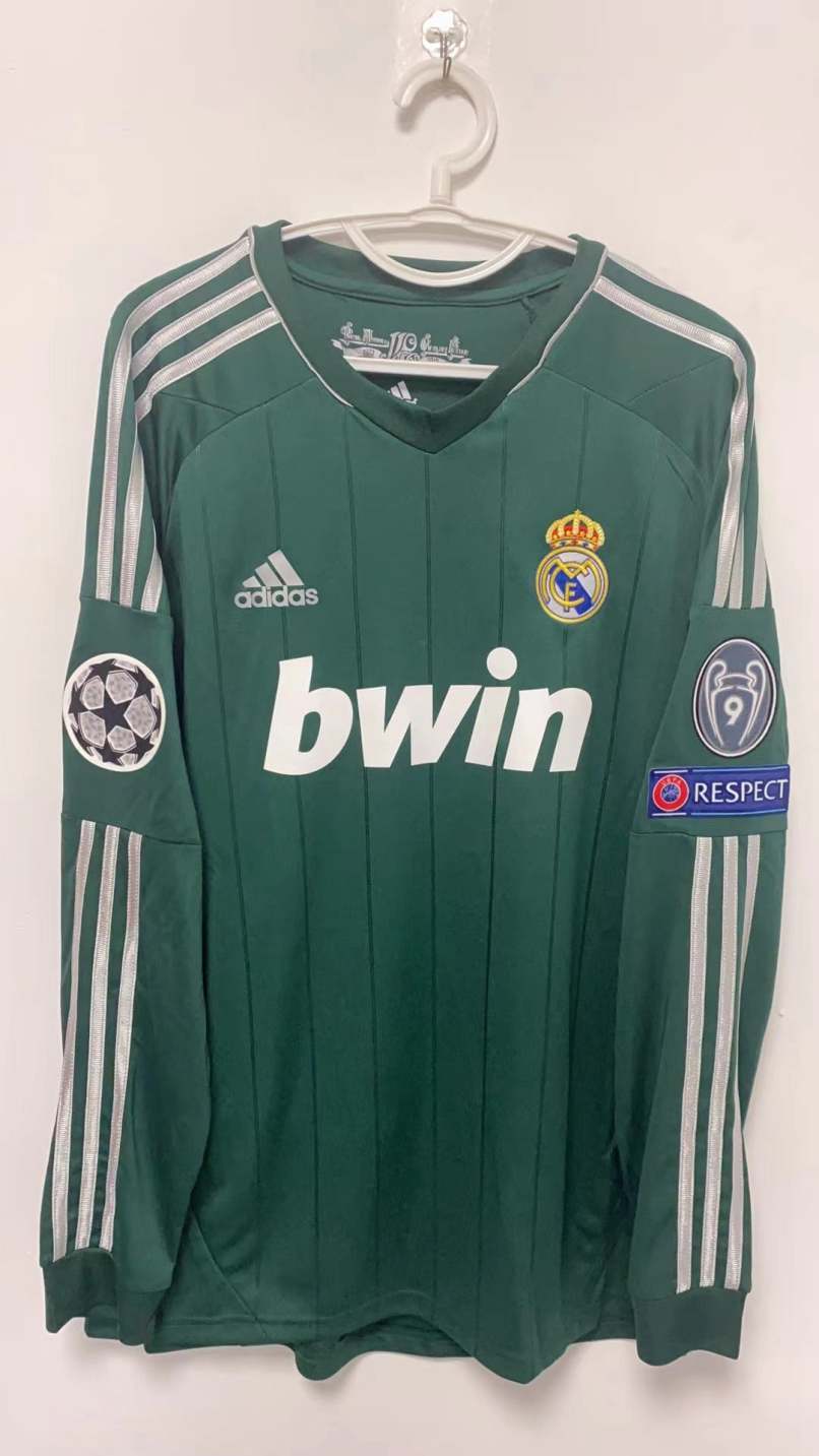 Cristiano Ronaldo CR7 Real Madrid 12/13 Fourth Original Retro Jersey