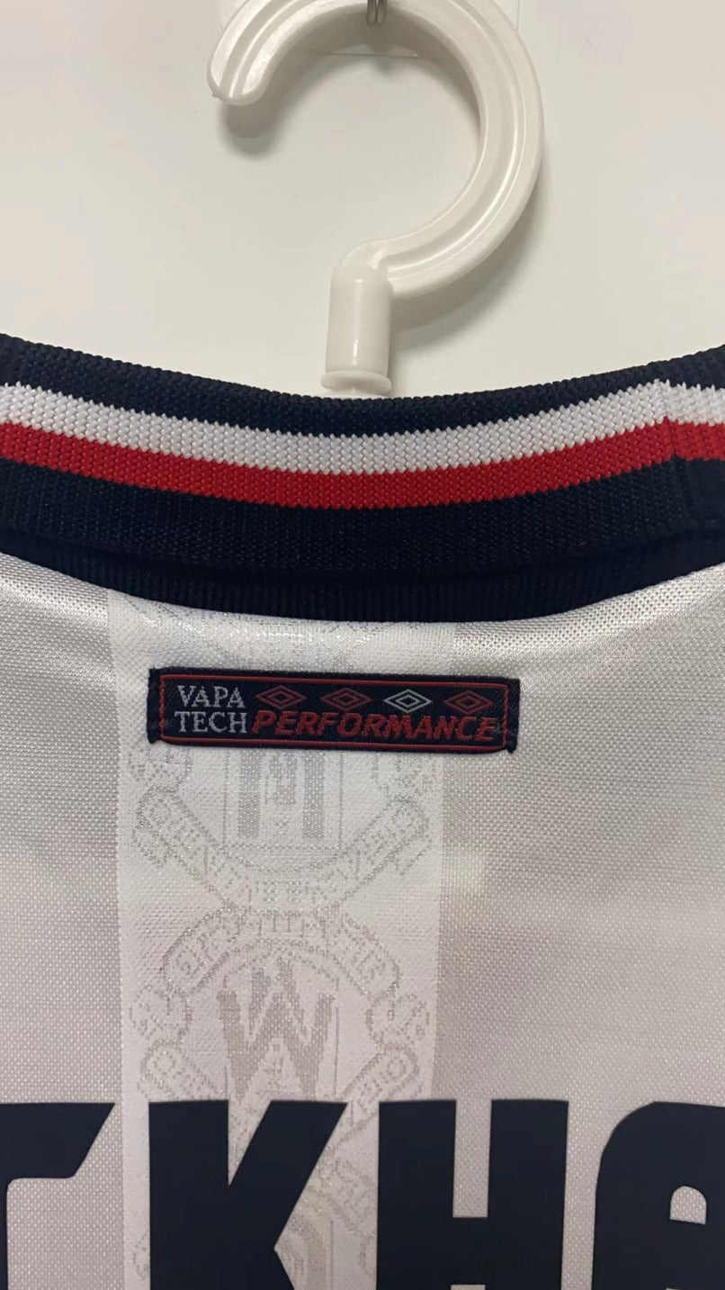 David Beckham Manchester United 98/99 Away Original Retro Jersey
