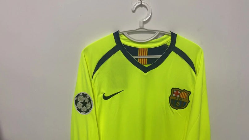 Ronaldinho Barcelona 05/06 Away Original Retro Jersey