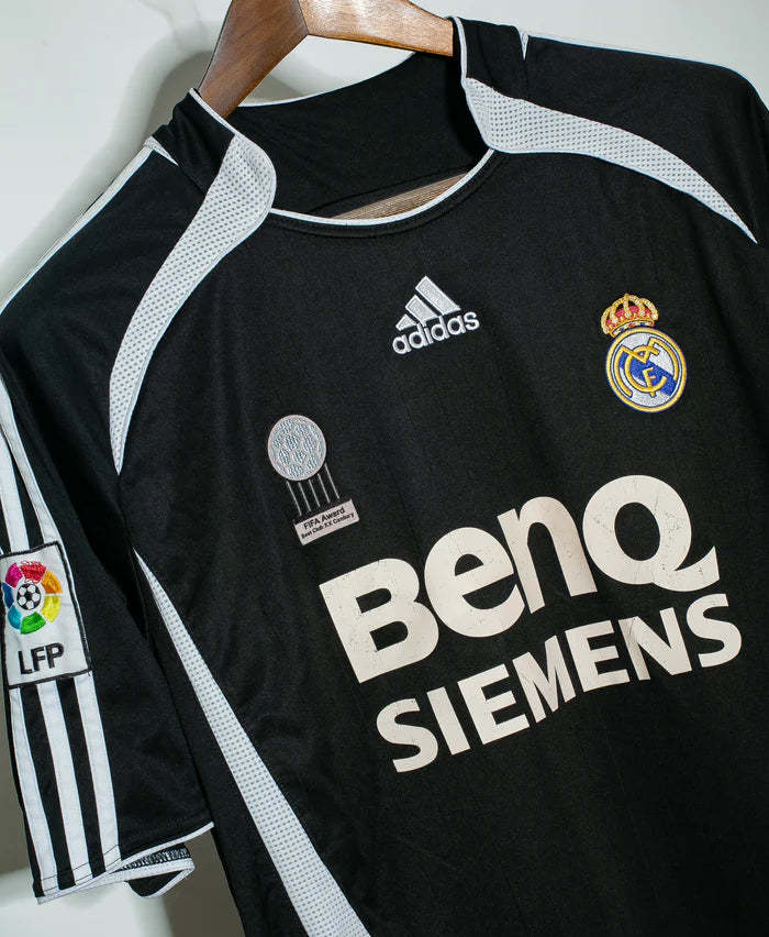 R Carlos Real Madrid 06/07 Away Original Retro Jersey