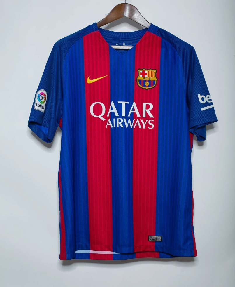 Luis Suarez Barcelona 16/17 Home Original Retro Jersey