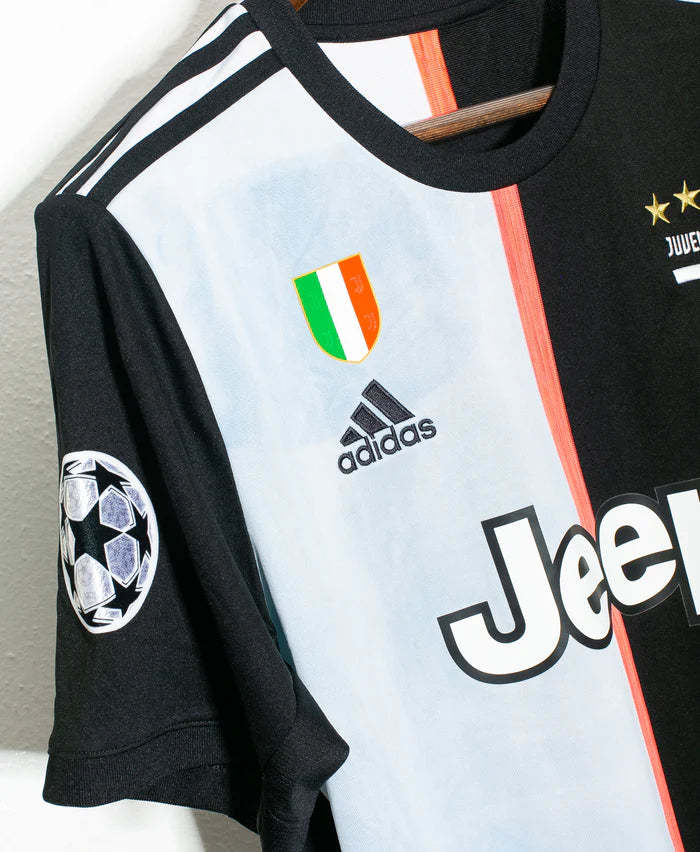 Cristiano Ronaldo CR7 Juventus 19/20 Home Original Retro Jersey