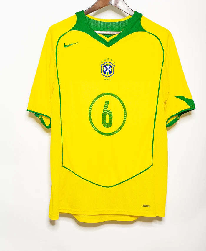 R Carlos Brazil National Team 2004 Home Original Retro Jersey