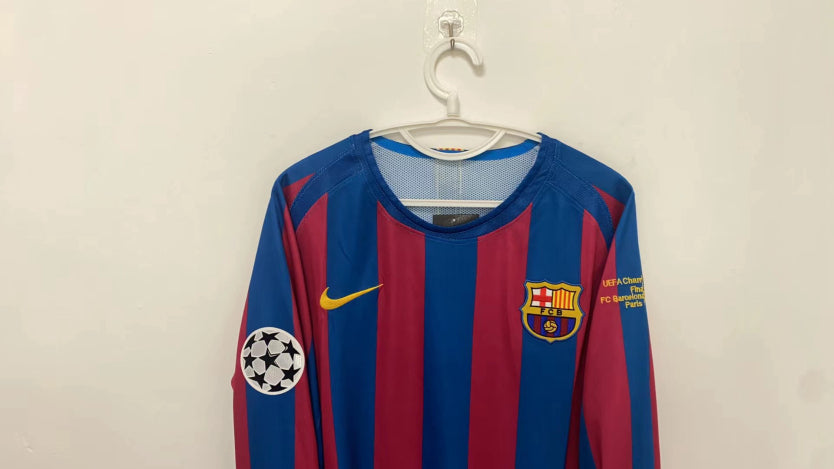 Ronaldinho Barcelona 06/06 Home Original Retro Jersey
