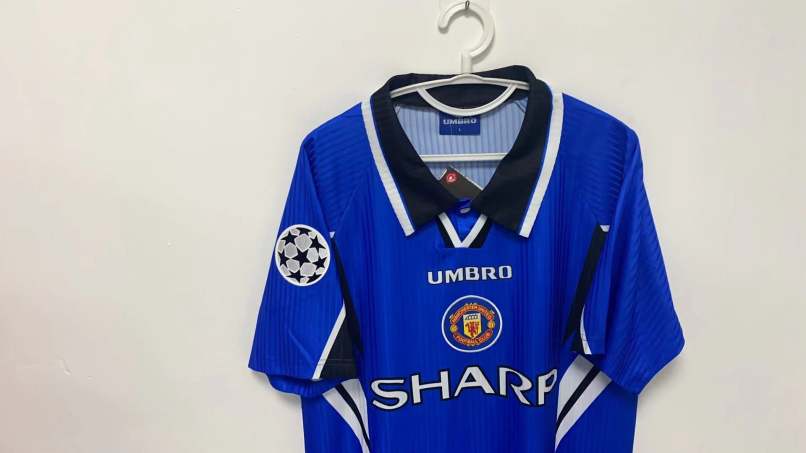 David Beckham Manchester United 96/97 Fourth Original Retro Jersey