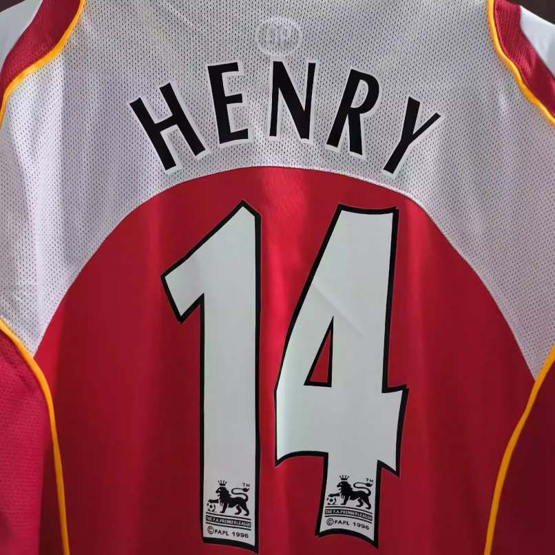 Thierry Henry Arsenal 04/05 Home Original Retro Jersey