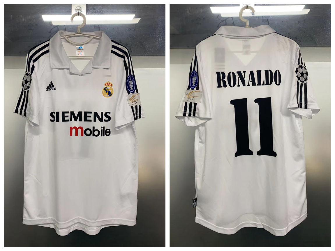 Ronaldo Real Madrid 03/04 Home Original Retroshort sleeve Jersey