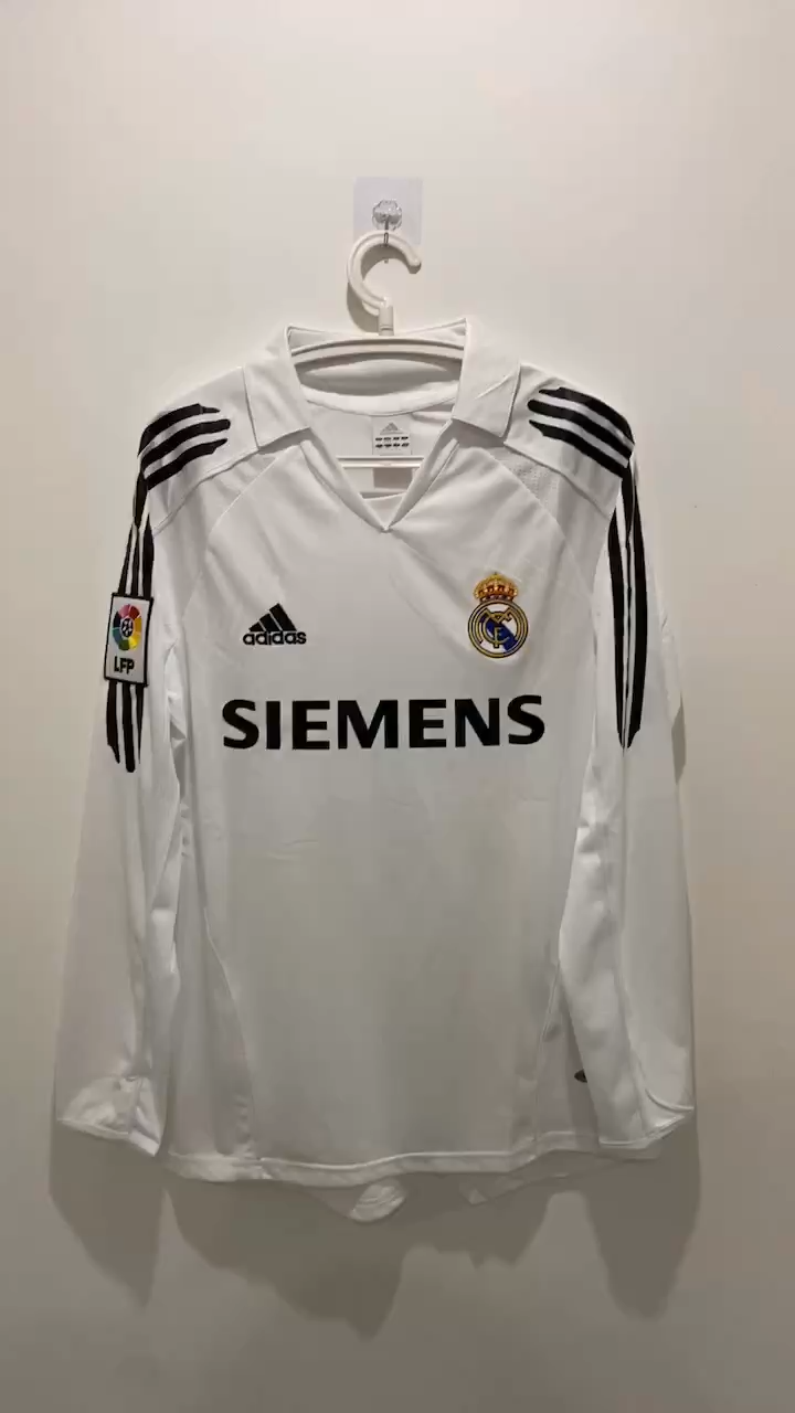Ronaldo Real Madrid 2005/06 Home Retro long sleeve Jersey