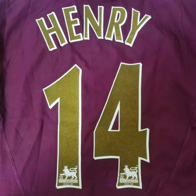 Thierry Henry Arsenal 05/06 Home Original Retro Jersey