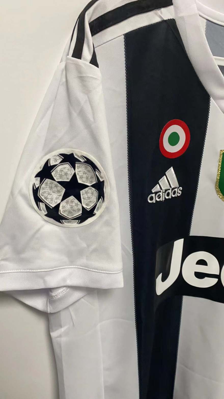 Cristiano Ronaldo CR7 Juventus 18/19 Home Original Retro Jersey
