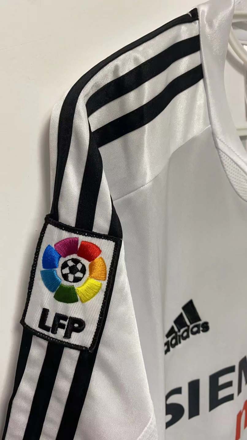 David Beckham Real Madrid 04/05 Home Original Retro Jersey