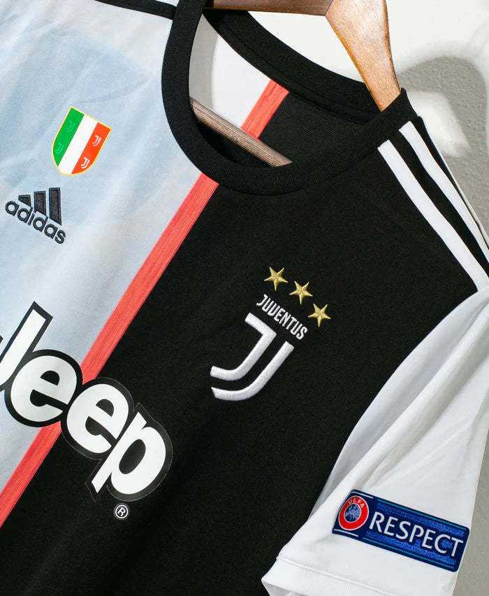 Cristiano Ronaldo CR7 Juventus 19/20 Home Original Retro Jersey