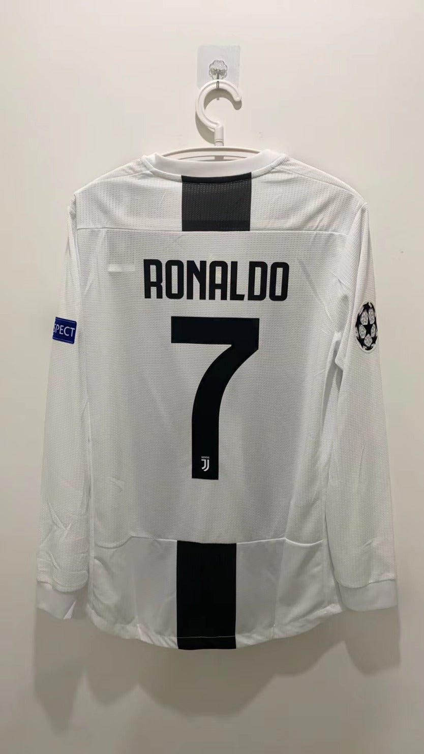 Cristiano Ronaldo CR7 Juventus 18/19 Home Long sleeve Retro Jersey