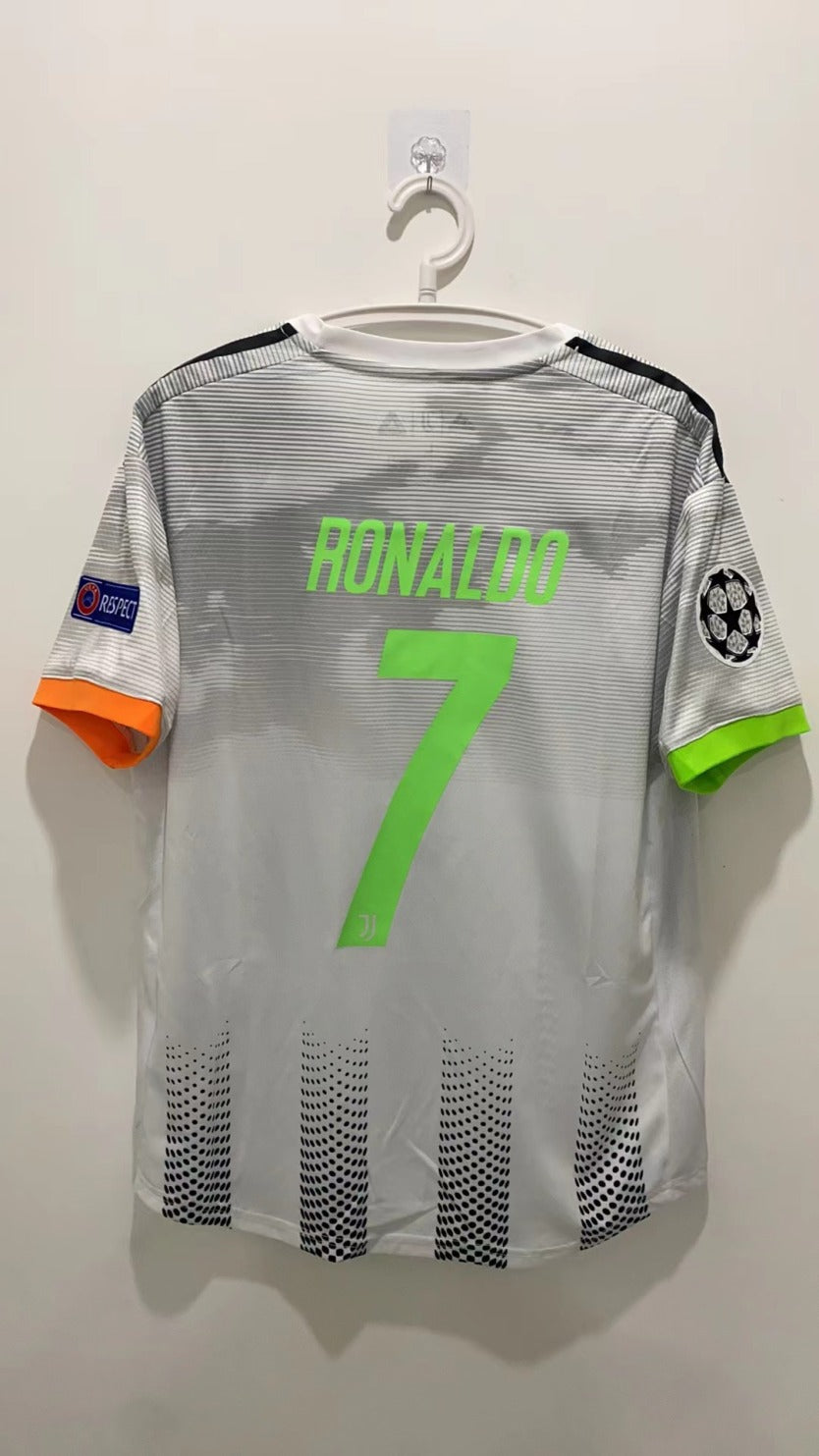 Cristiano Ronaldo CR7 Juventus 19/20 Limited Edition short sleeve Retro Jersey