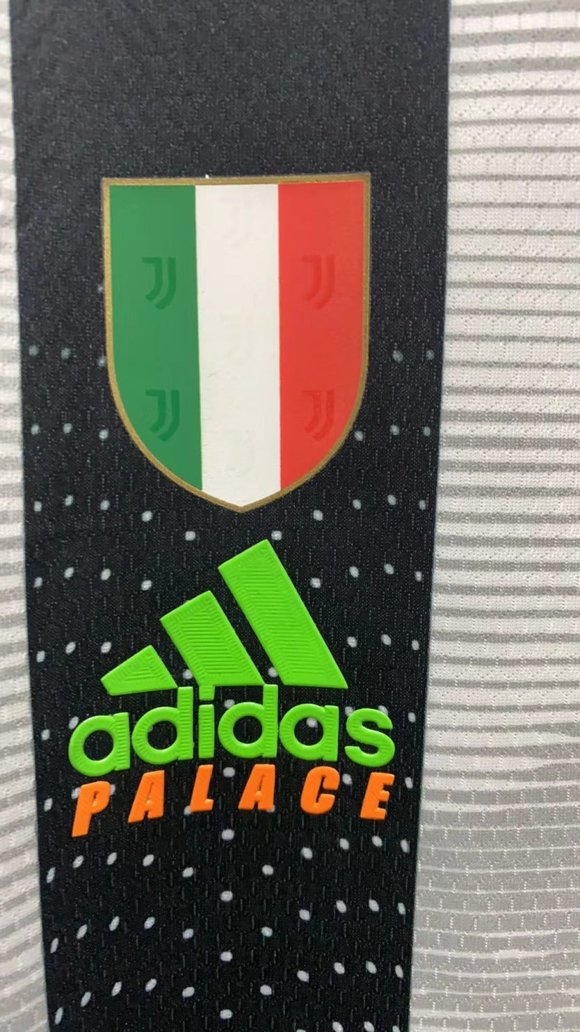 Cristiano Ronaldo CR7 Juventus 19/20 Limited Edition short sleeve Retro Jersey