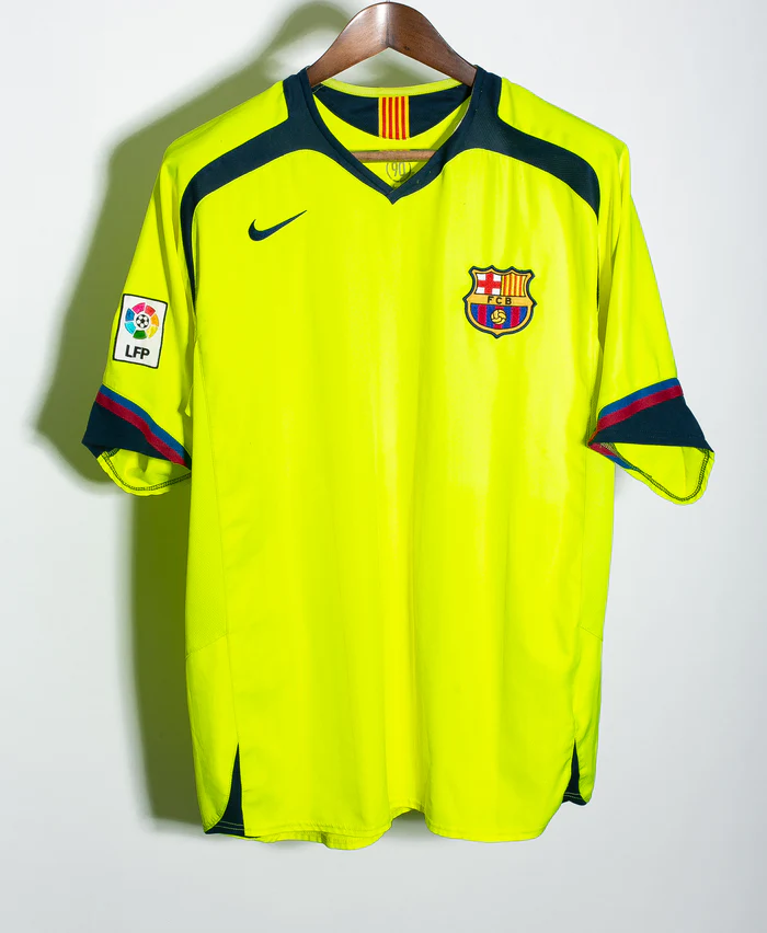 Ronaldinho Barcelona 05/06 Away Original Retro Jersey