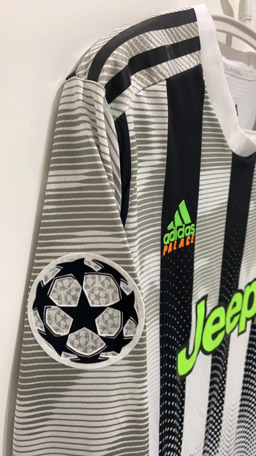 Cristiano Ronaldo CR7 Juventus 19/20 Limited Edition Long sleeve Retro Jersey